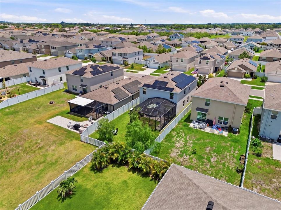 For Sale: $430,000 (5 beds, 3 baths, 2522 Square Feet)