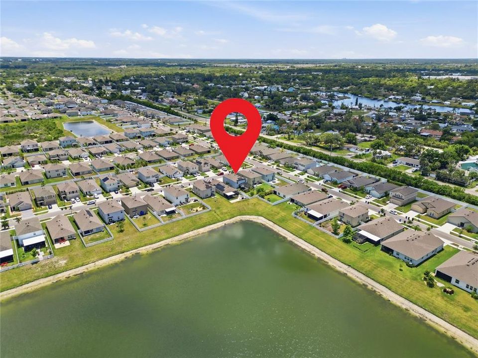 For Sale: $430,000 (5 beds, 3 baths, 2522 Square Feet)