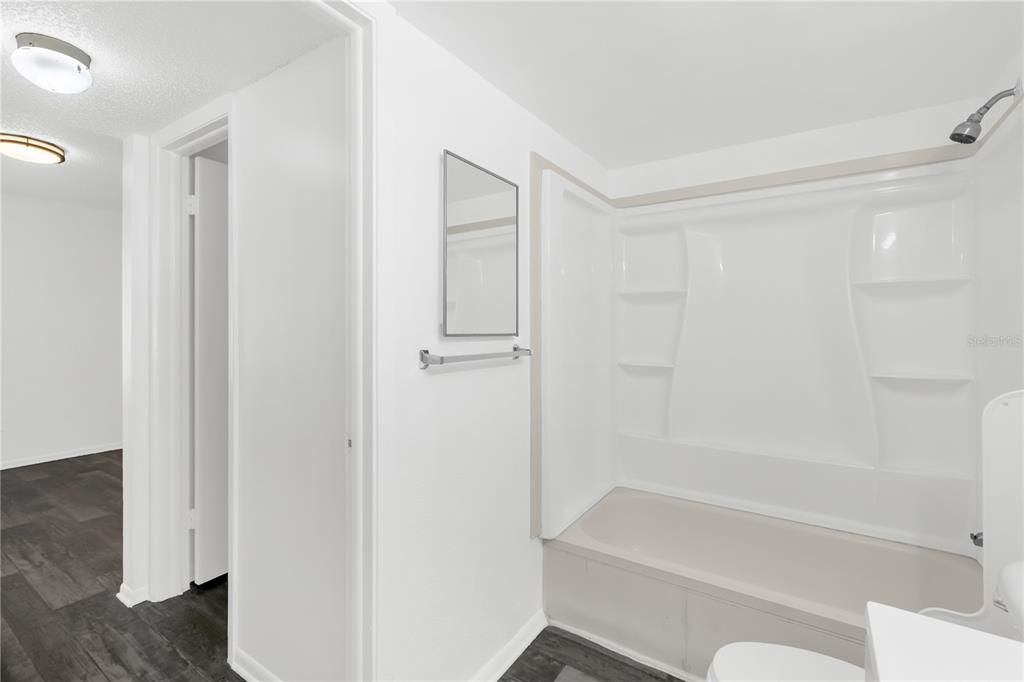 В аренду: $1,300 (1 спален, 1 ванн, 526 Квадратных фут)