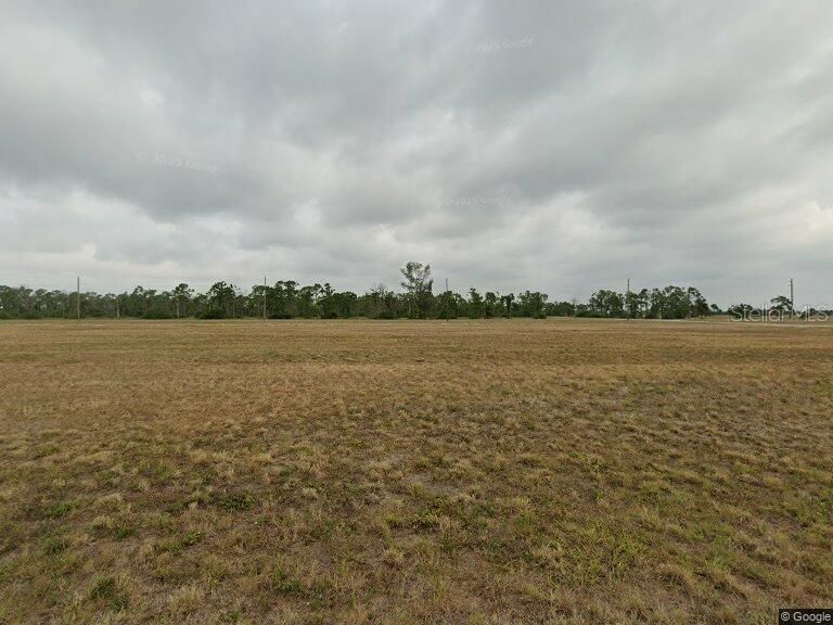 En Venta: $33,000 (0.21 acres)
