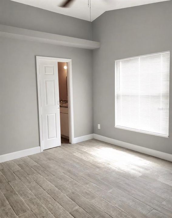 For Rent: $1,995 (3 beds, 2 baths, 1099 Square Feet)