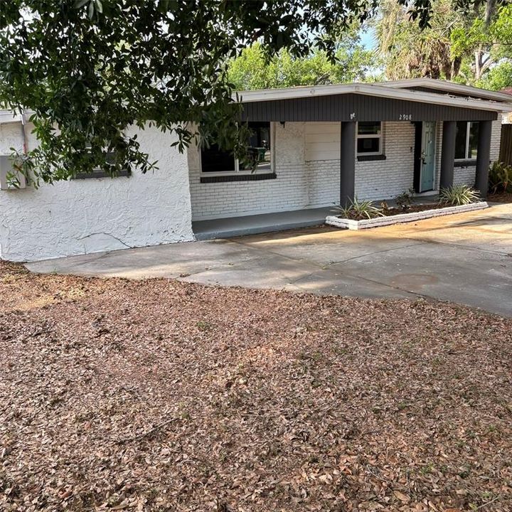 En Venta: $308,500 (4 camas, 2 baños, 1690 Pies cuadrados)