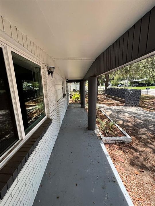 En Venta: $308,500 (4 camas, 2 baños, 1690 Pies cuadrados)
