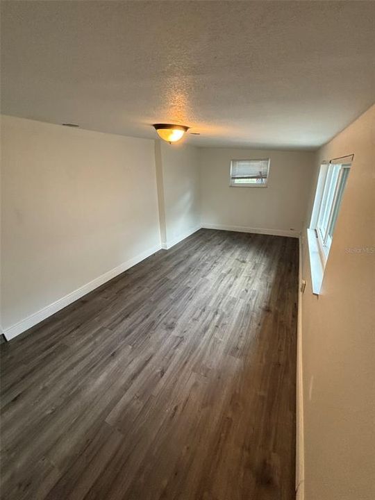 En Venta: $308,500 (4 camas, 2 baños, 1690 Pies cuadrados)