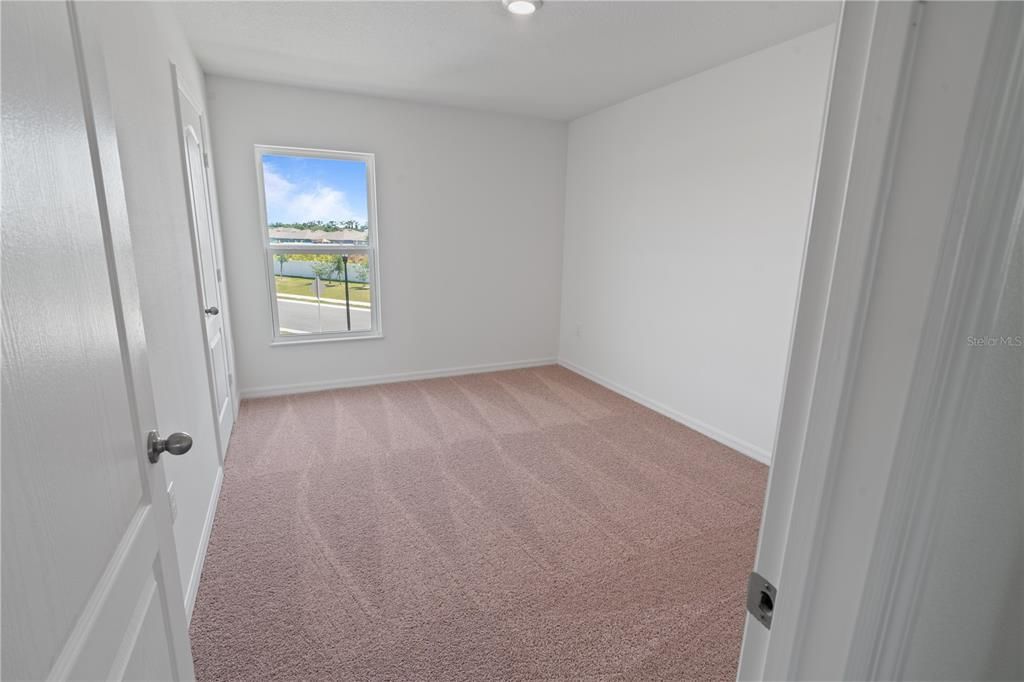 En Venta: $409,900 (5 camas, 3 baños, 2336 Pies cuadrados)