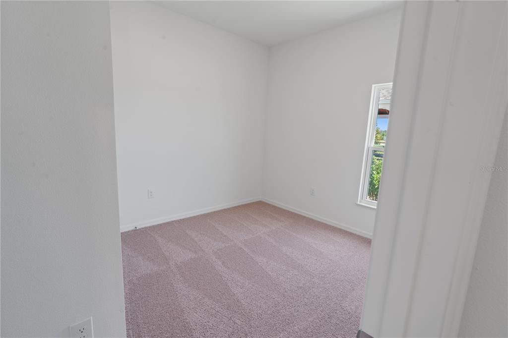 En Venta: $409,900 (5 camas, 3 baños, 2336 Pies cuadrados)
