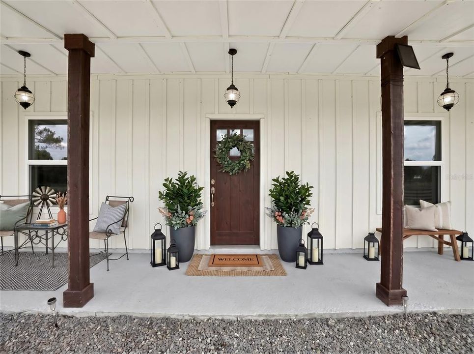 En Venta: $799,000 (3 camas, 3 baños, 2196 Pies cuadrados)