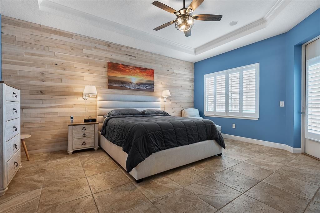 For Sale: $1,058,000 (2 beds, 3 baths, 2698 Square Feet)