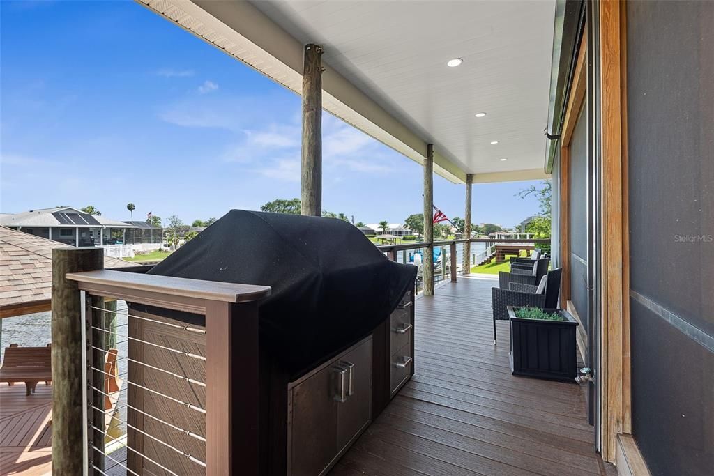 For Sale: $1,058,000 (2 beds, 3 baths, 2698 Square Feet)