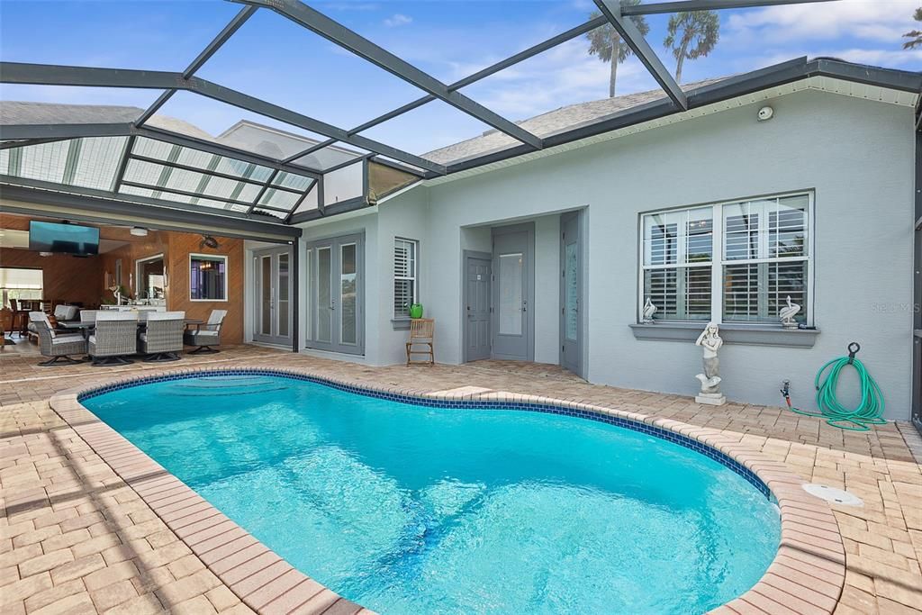 For Sale: $1,058,000 (2 beds, 3 baths, 2698 Square Feet)