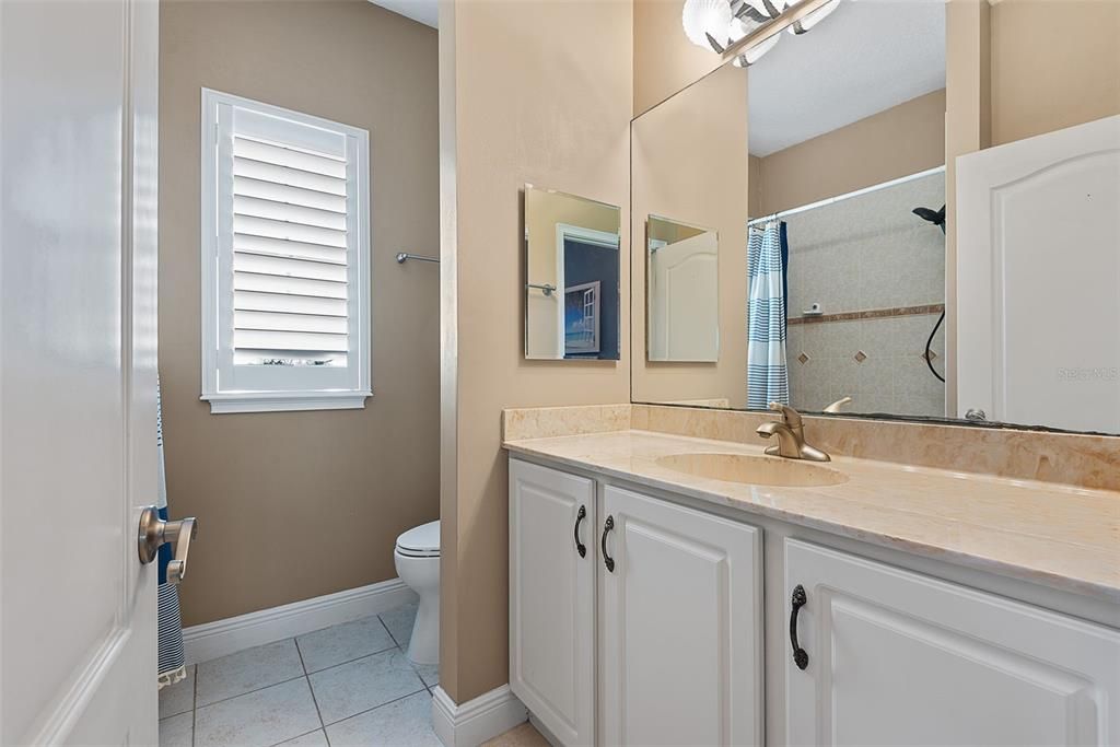 For Sale: $1,058,000 (2 beds, 3 baths, 2698 Square Feet)