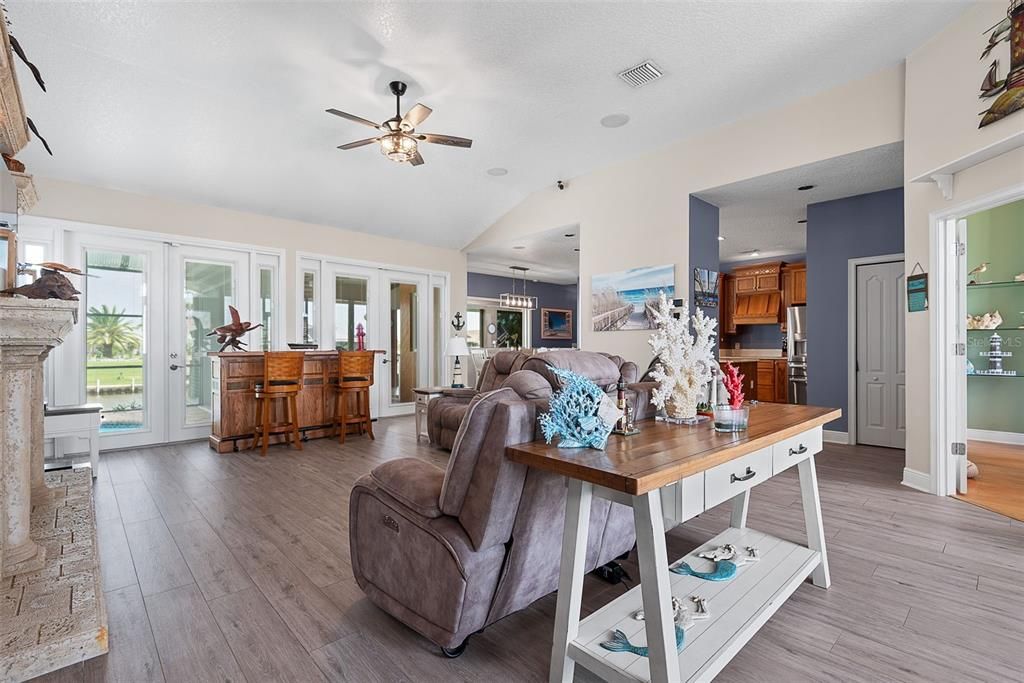 For Sale: $1,058,000 (2 beds, 3 baths, 2698 Square Feet)