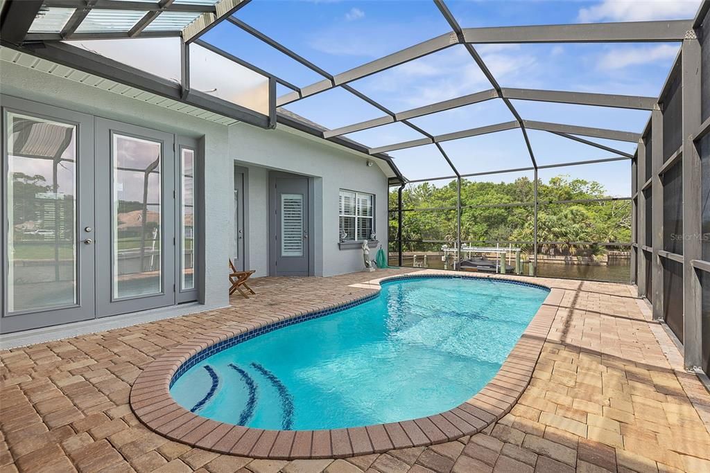 For Sale: $1,058,000 (2 beds, 3 baths, 2698 Square Feet)