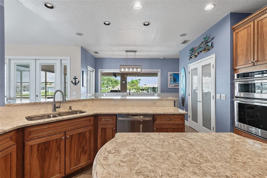 For Sale: $1,058,000 (2 beds, 3 baths, 2698 Square Feet)