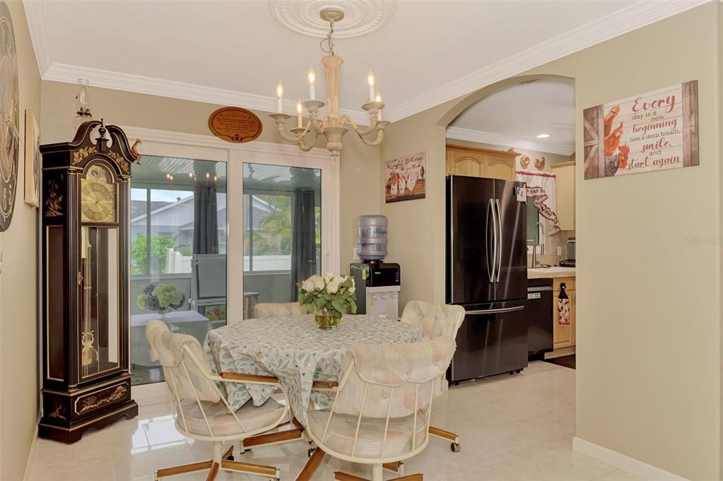 En Venta: $339,000 (3 camas, 2 baños, 1558 Pies cuadrados)