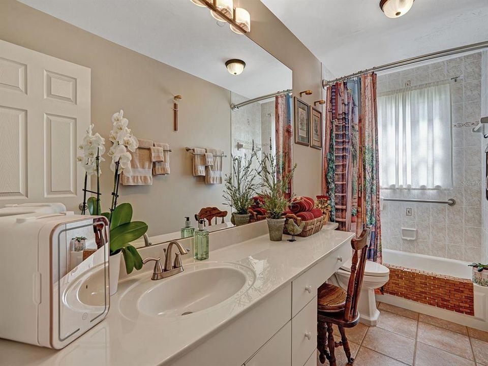 For Sale: $2,200,000 (4 beds, 3 baths, 3022 Square Feet)