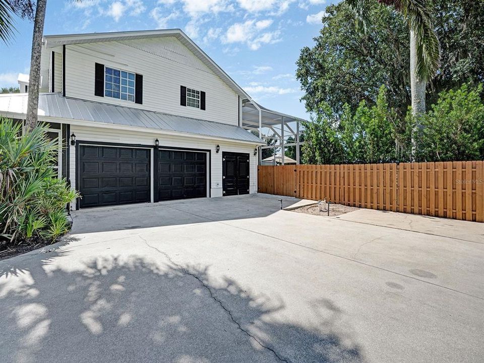 For Sale: $2,200,000 (4 beds, 3 baths, 3022 Square Feet)