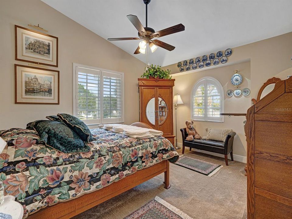 For Sale: $2,200,000 (4 beds, 3 baths, 3022 Square Feet)