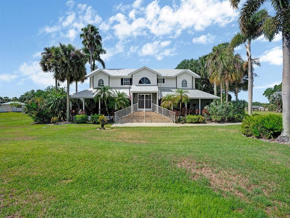 For Sale: $2,200,000 (4 beds, 3 baths, 3022 Square Feet)