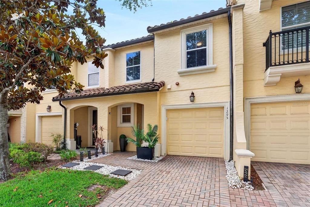 For Sale: $415,000 (3 beds, 2 baths, 1751 Square Feet)