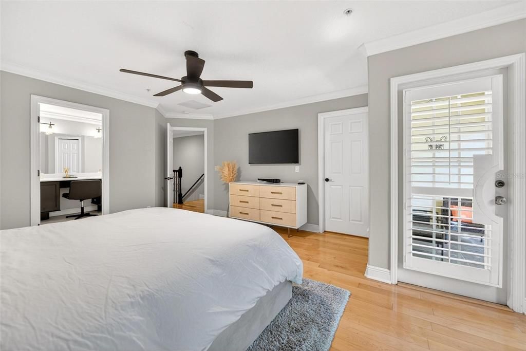 For Sale: $415,000 (3 beds, 2 baths, 1751 Square Feet)
