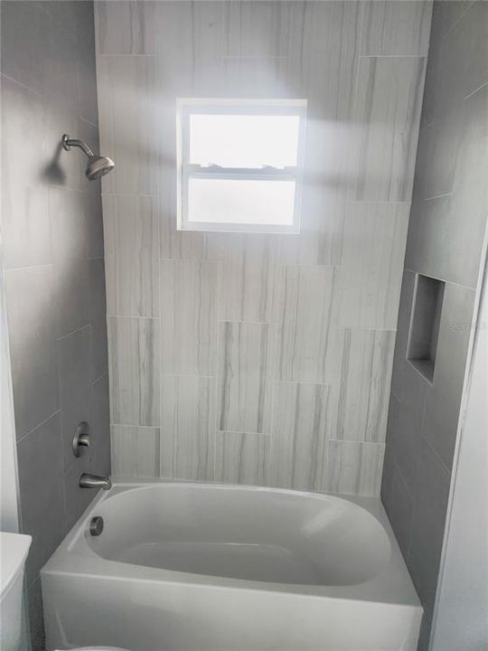 For Sale: $359,900 (4 beds, 2 baths, 1585 Square Feet)