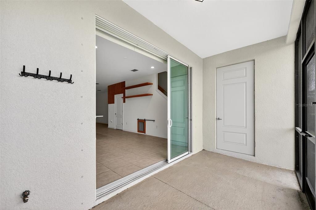 For Rent: $2,250 (3 beds, 2 baths, 1822 Square Feet)