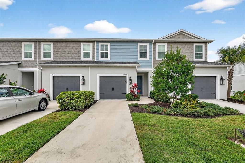 For Rent: $2,250 (3 beds, 2 baths, 1822 Square Feet)