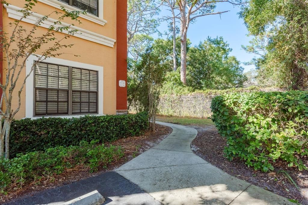 For Rent: $2,200 (3 beds, 2 baths, 1510 Square Feet)