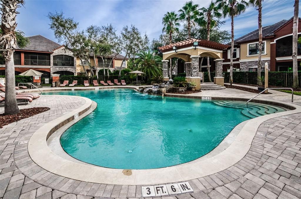 For Rent: $2,200 (3 beds, 2 baths, 1510 Square Feet)