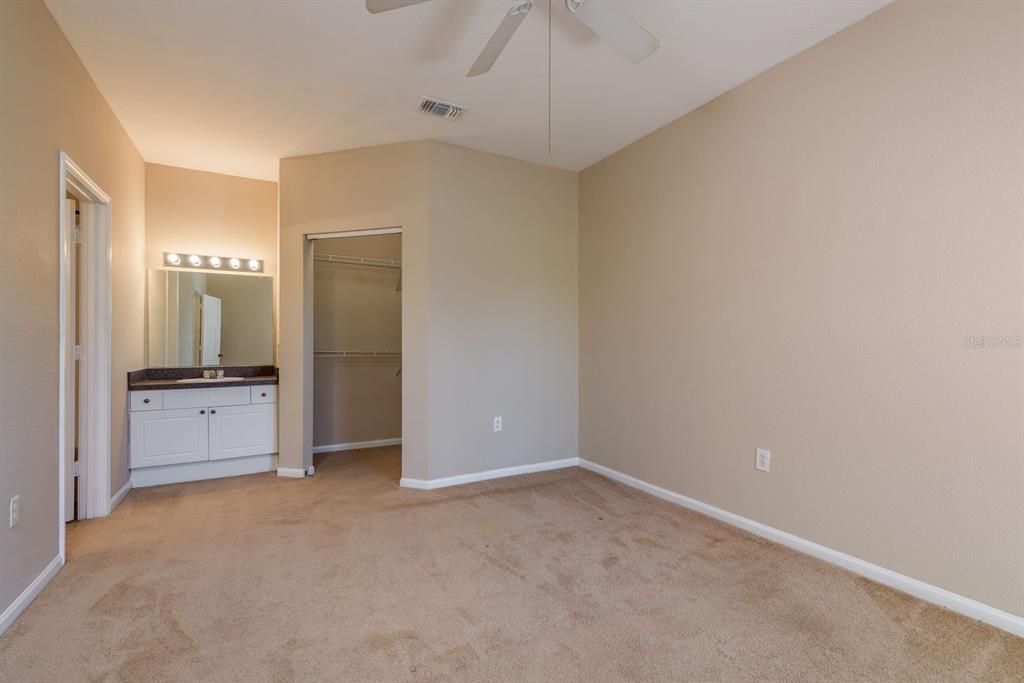 For Rent: $2,200 (3 beds, 2 baths, 1510 Square Feet)