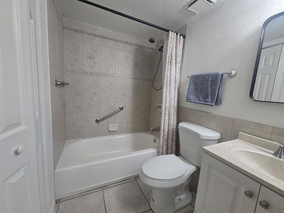 В аренду: $1,600 (2 спален, 2 ванн, 897 Квадратных фут)