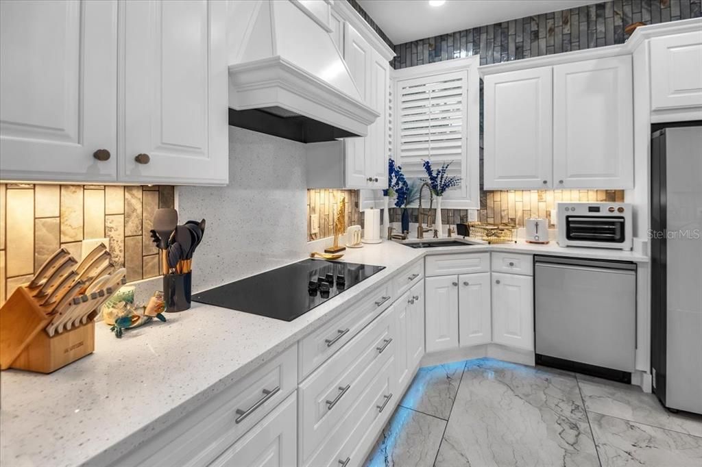 For Rent: $17,000 (5 beds, 5 baths, 3248 Square Feet)