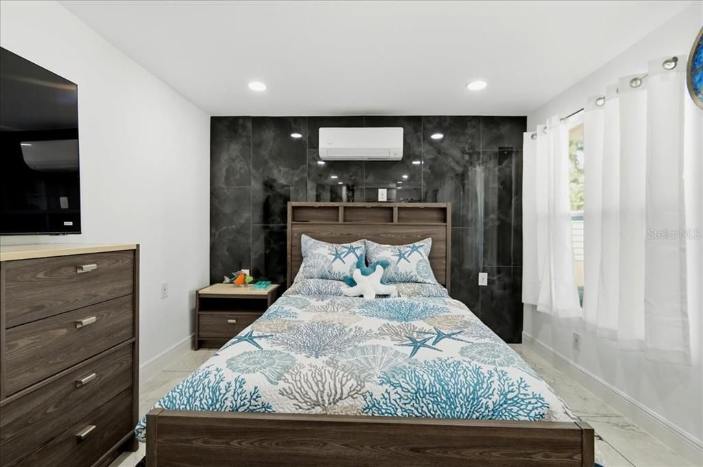 For Rent: $17,000 (5 beds, 5 baths, 3248 Square Feet)