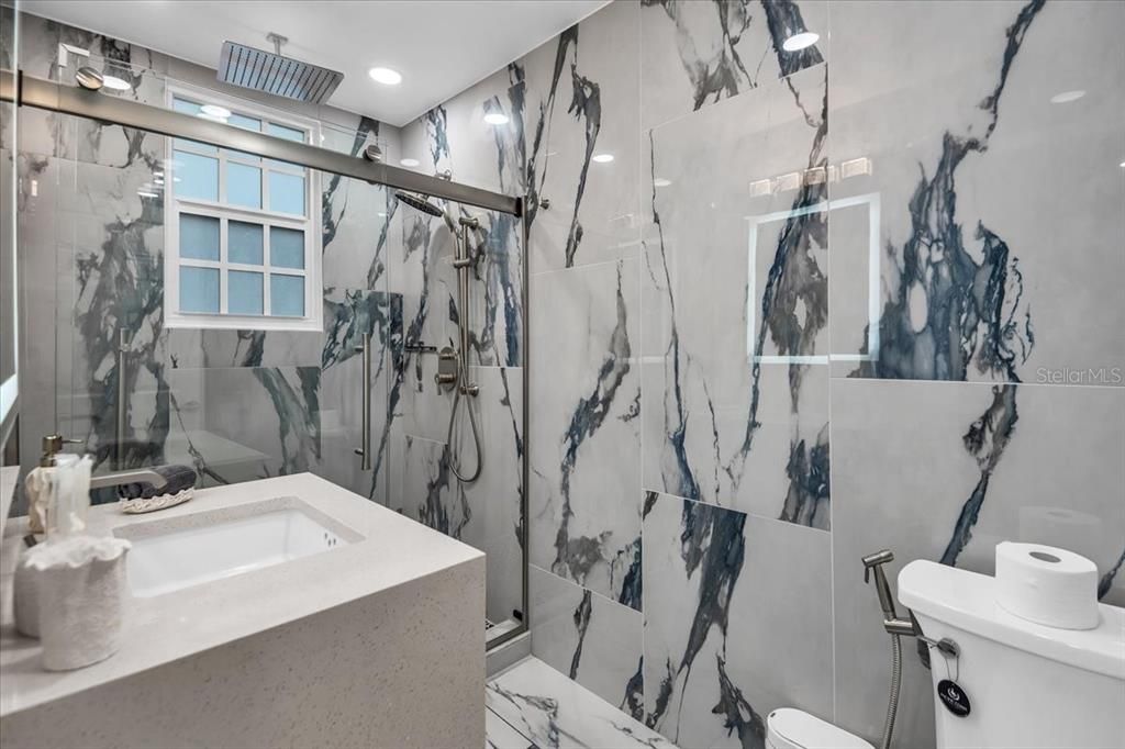 For Rent: $17,000 (5 beds, 5 baths, 3248 Square Feet)