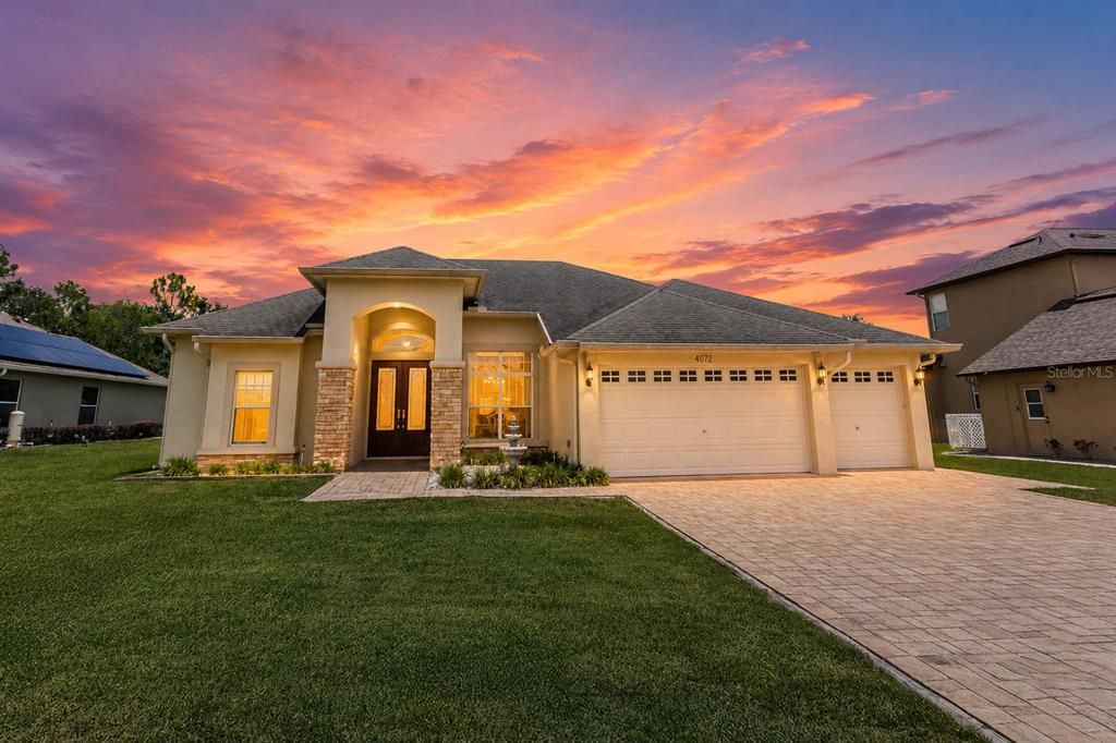 For Sale: $439,000 (3 beds, 3 baths, 2419 Square Feet)