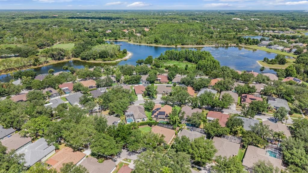 Под контрактом: $445,000 (3 спален, 2 ванн, 1842 Квадратных фут)