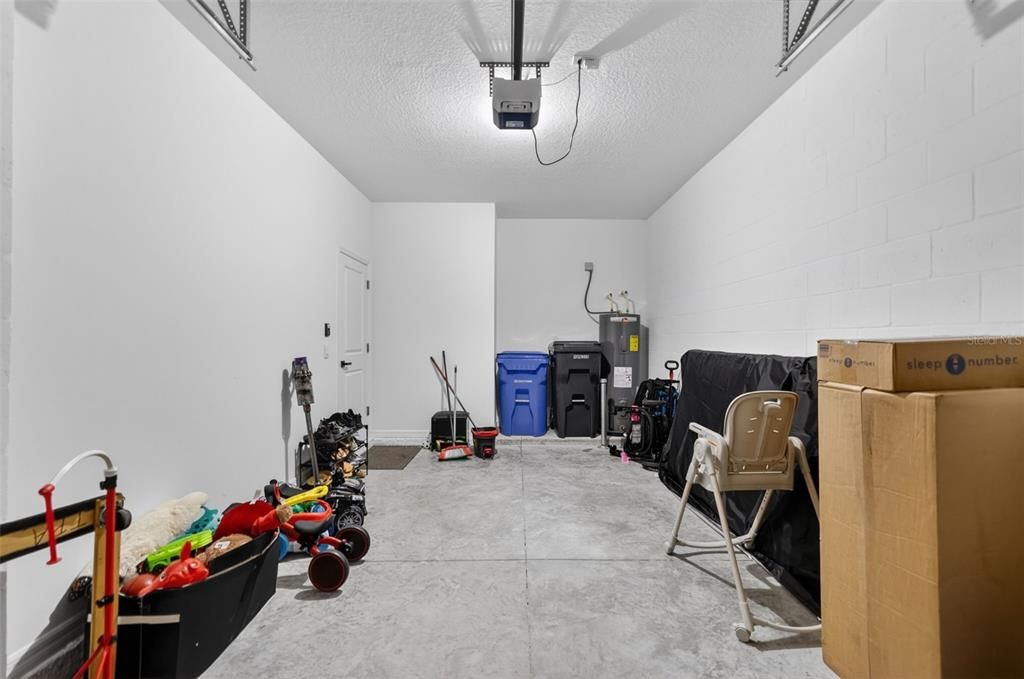 For Sale: $314,900 (3 beds, 2 baths, 1673 Square Feet)