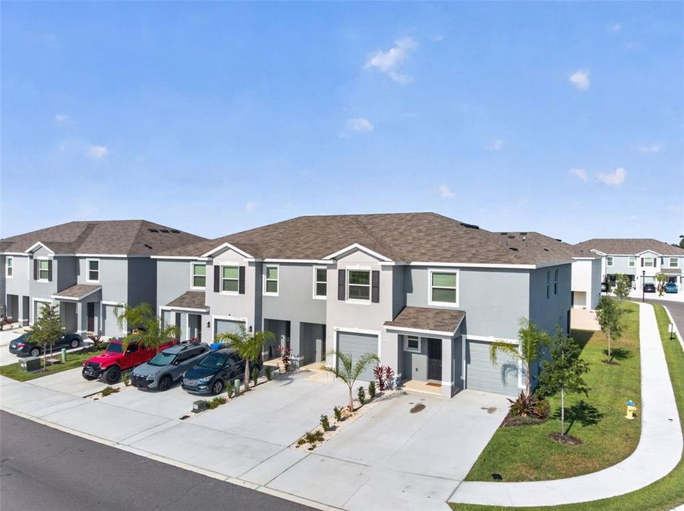 For Sale: $314,900 (3 beds, 2 baths, 1673 Square Feet)