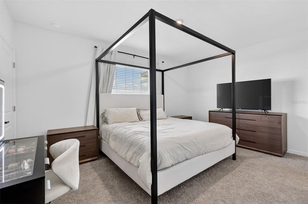For Sale: $314,900 (3 beds, 2 baths, 1673 Square Feet)