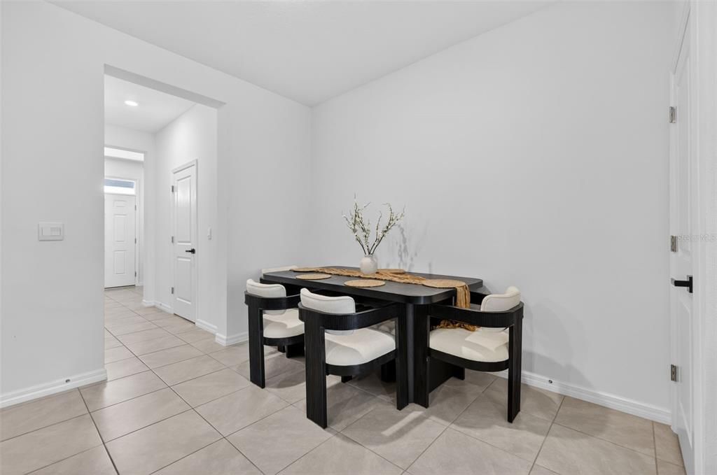 For Sale: $314,900 (3 beds, 2 baths, 1673 Square Feet)
