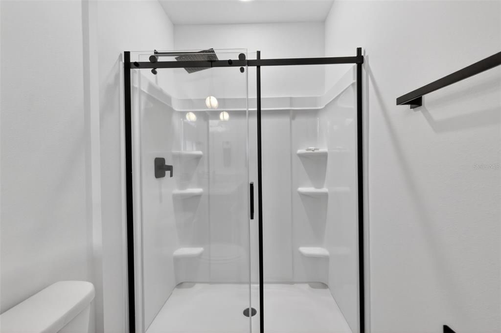 For Sale: $314,900 (3 beds, 2 baths, 1673 Square Feet)