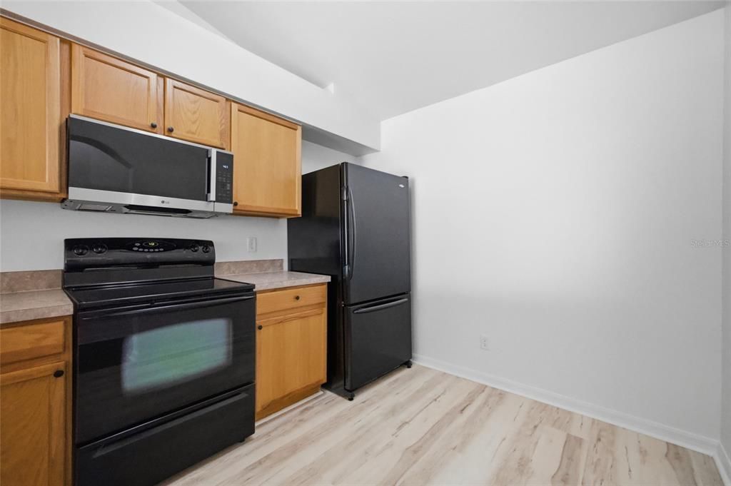En Venta: $259,950 (2 camas, 2 baños, 1130 Pies cuadrados)