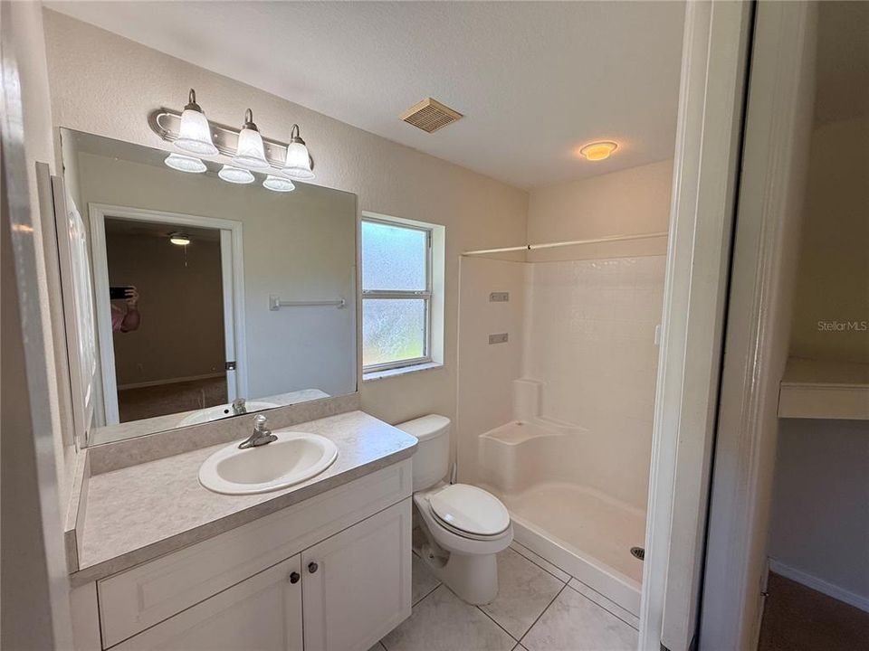В аренду: $1,795 (3 спален, 2 ванн, 1217 Квадратных фут)