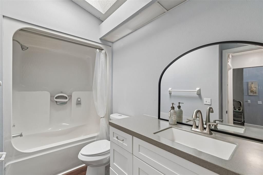 For Rent: $1,800 (2 beds, 2 baths, 1461 Square Feet)