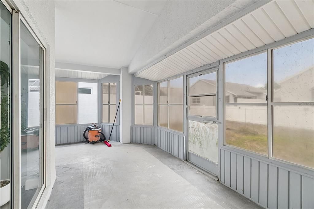 For Rent: $1,800 (2 beds, 2 baths, 1461 Square Feet)