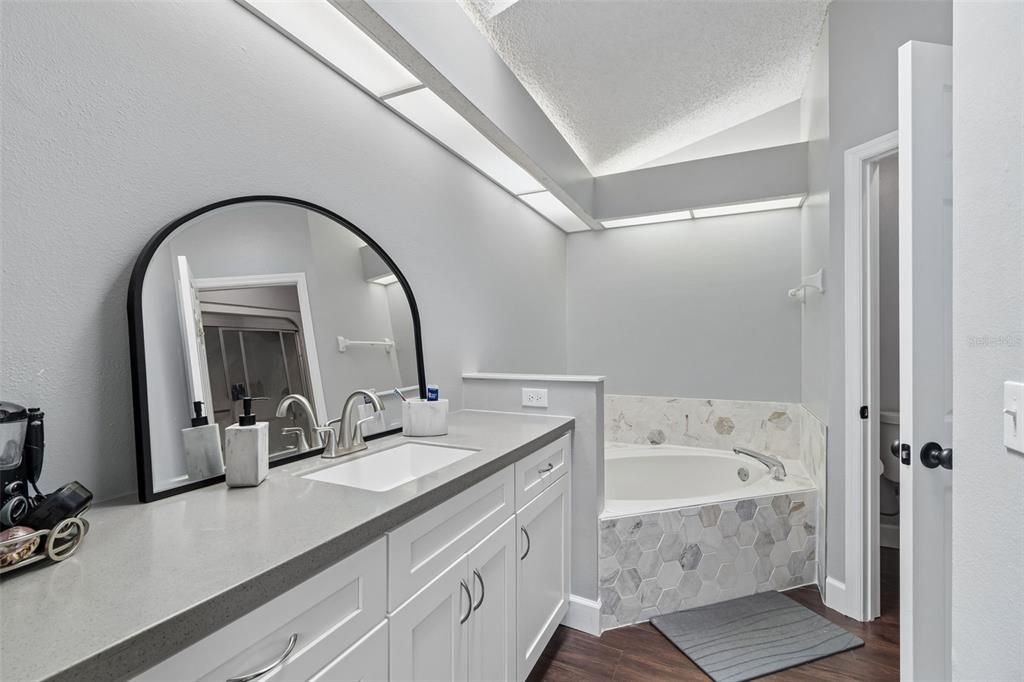 For Rent: $1,800 (2 beds, 2 baths, 1461 Square Feet)