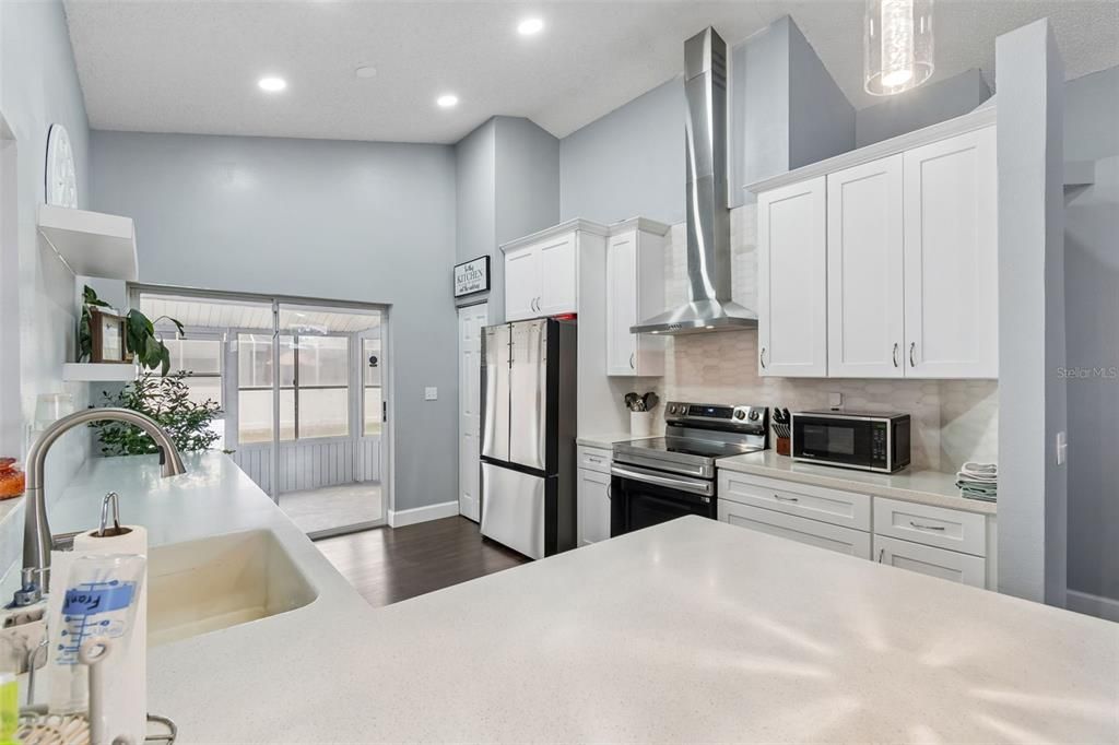 For Rent: $1,800 (2 beds, 2 baths, 1461 Square Feet)