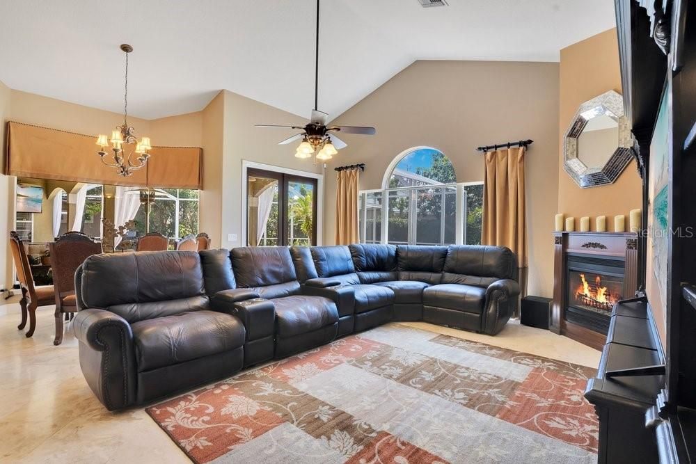 For Sale: $949,500 (4 beds, 4 baths, 3403 Square Feet)