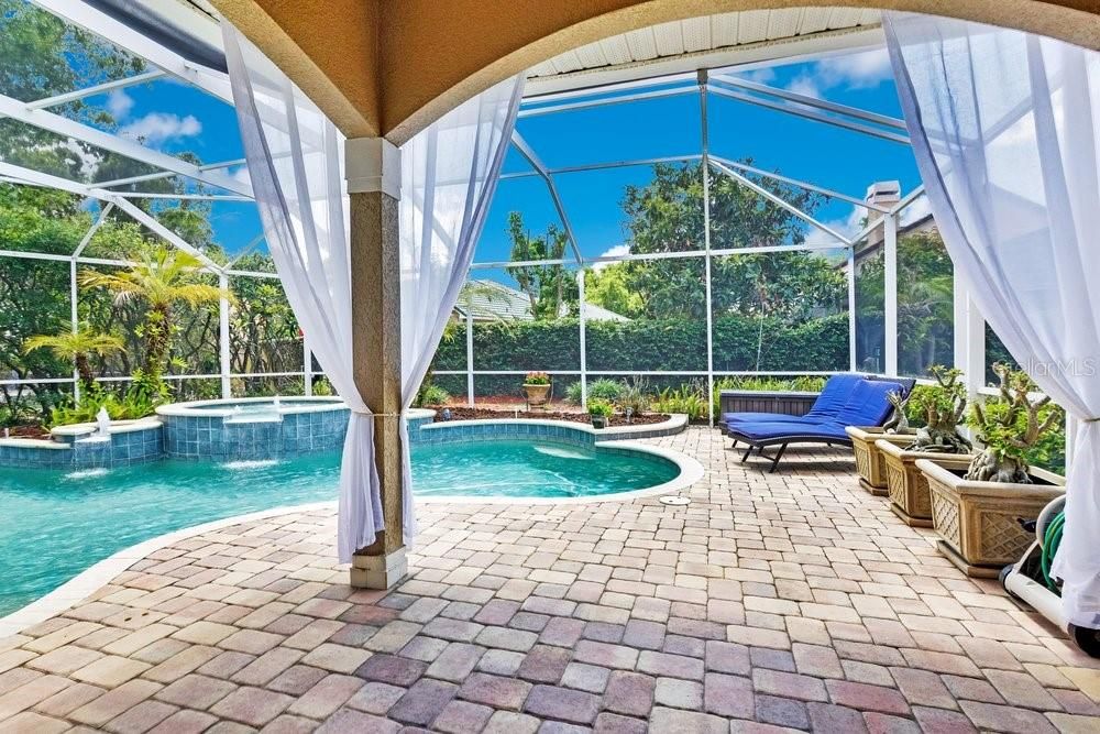 For Sale: $949,500 (4 beds, 4 baths, 3403 Square Feet)